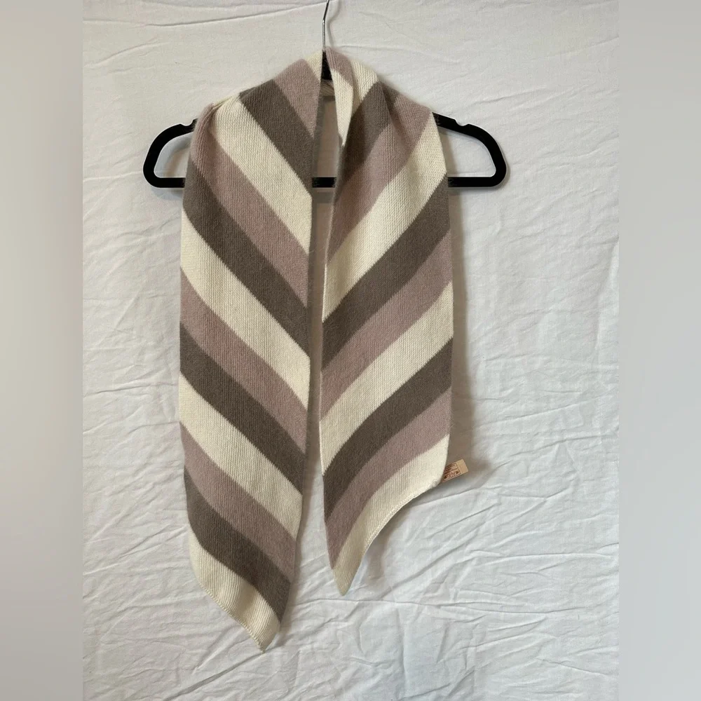 Angora/Wool Scarf - Picture 7 of 7